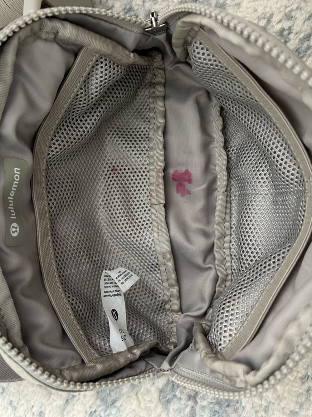 Lululemon crossbody belt bag 1L - Picture 5 of 6